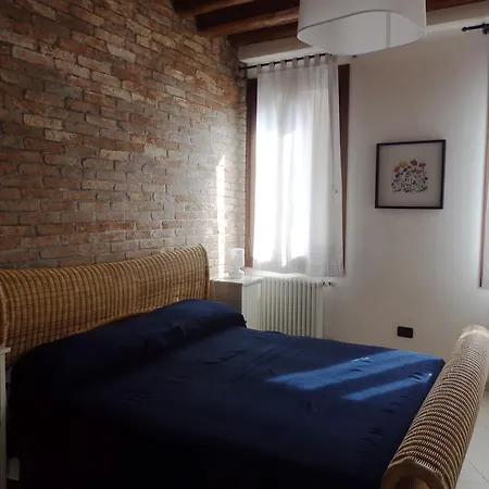 Crea Apartment