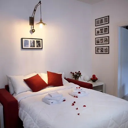 Apartment Biennale Bianco & Rosso