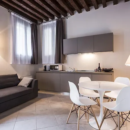 Apartment Myplace San Marco