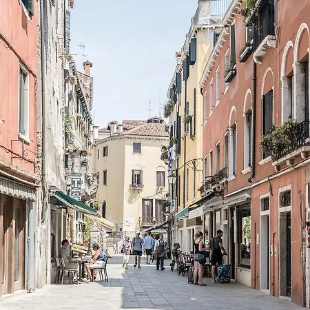 Three Terraces * Venice
