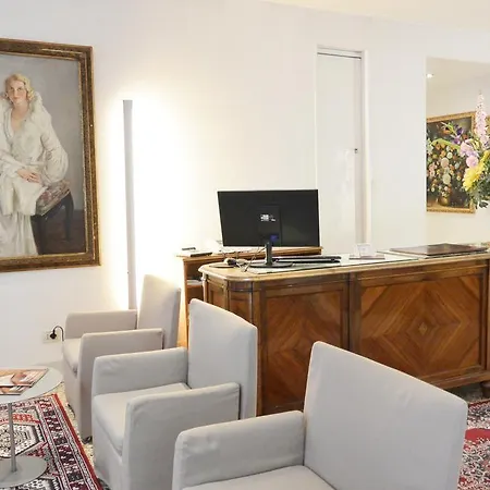 San Zulian Hotel