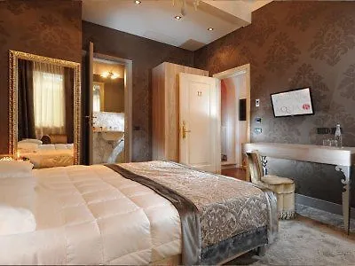 Hotel Aqua B 4*