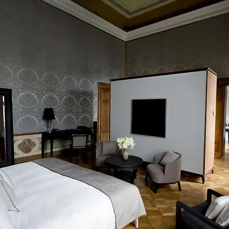 Hotel Aman 5*