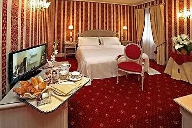 Апартаменты Ca' Lucatello Townhouse *