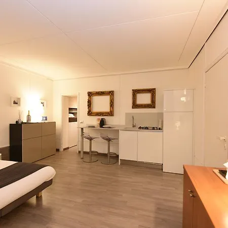 Sweet Apartment *