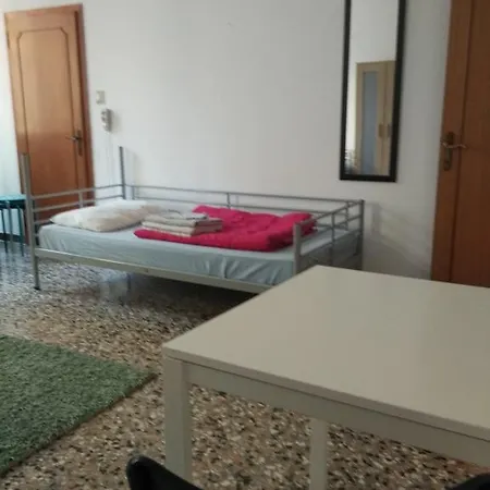 Hostel The Academy Venice
