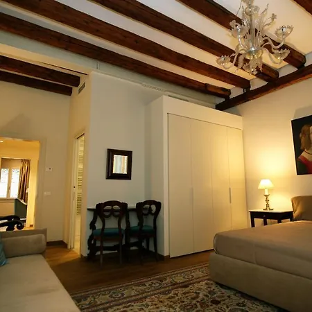 Apartment Le Conterie Blu E Rosse Venice