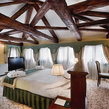 Maison | Esperienze 4*