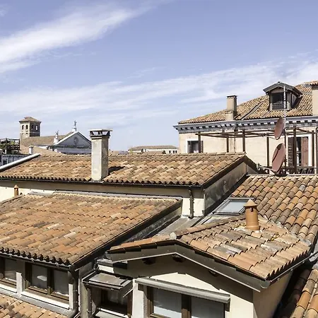 Grand Canal Palace With Lift Apartment *