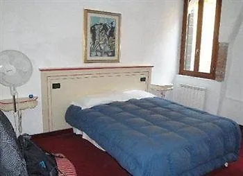 Hostel Ai Boteri *