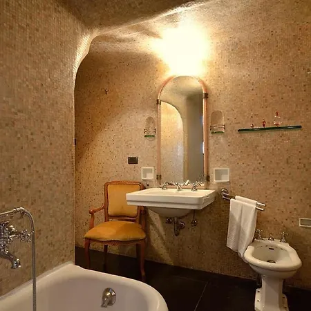 Grand Canal Terrace Hotel