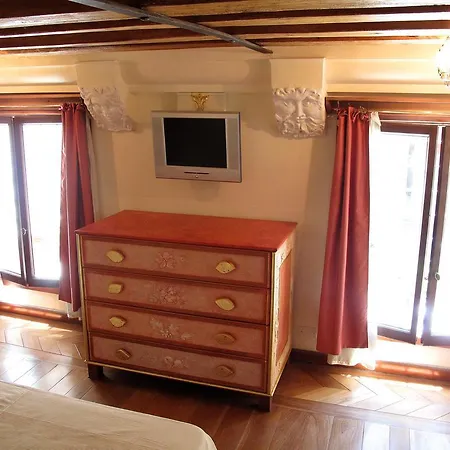 Stella Di San Marco Apartment