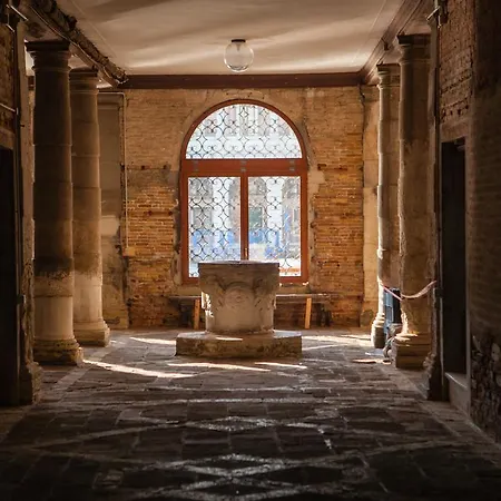 Ai Santi Apostoli Venecia