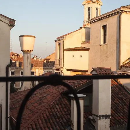 Hotel Ai Santi Apostoli