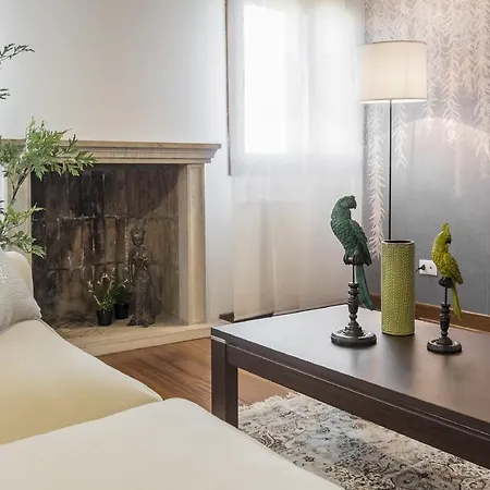 Grand Palace Canal View Apartment Venice