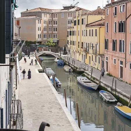 Apartment Grand Palace Canal View *