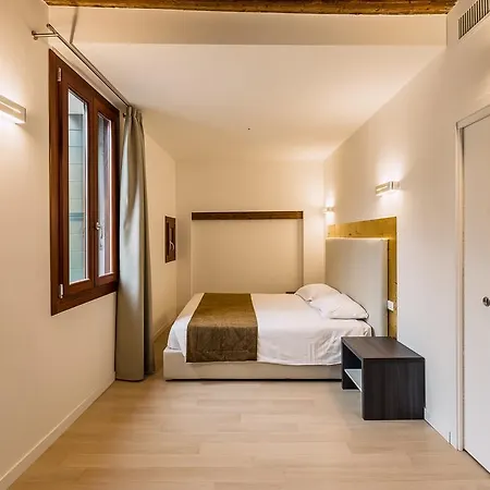 Apartment Charming Palace Corte Del Teatro Venice