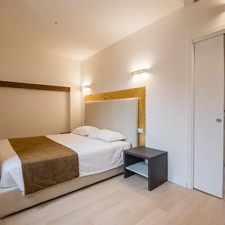 Charming Palace Corte Del Teatro Apartment