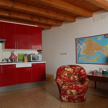 Ca' Daniela Apartment *