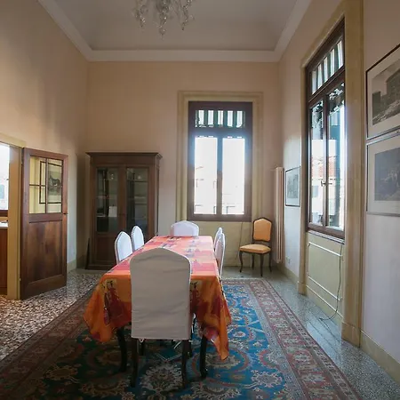 Palazzo Bragadin Apartment Venice