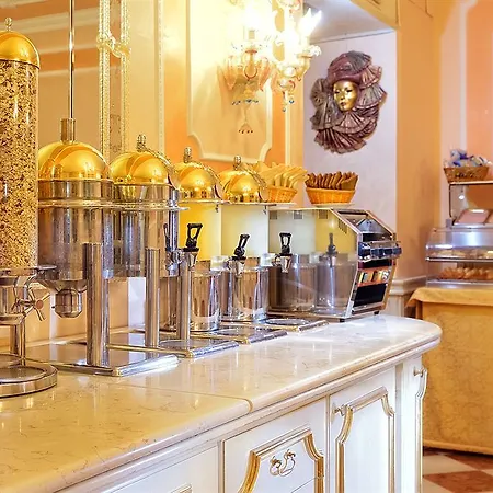 Canaletto Hotel 3*