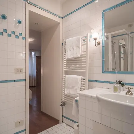 Accademia Terrazza Apartment *