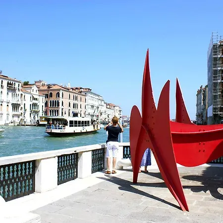 Nicole Venice