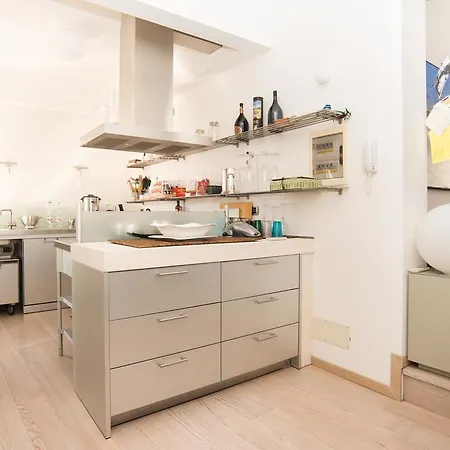 Ghetto Modern Apt For 4, Venice * Venice