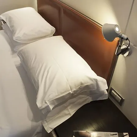 Yacht Bert Venezia 5* Βενετία