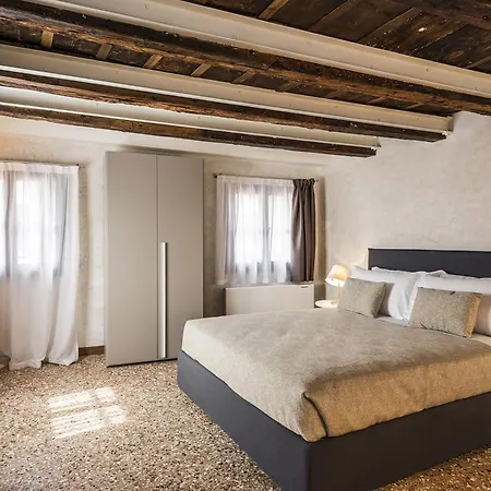 Myplace Campo Santa Margherita