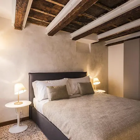 Myplace Campo Santa Margherita * Venice