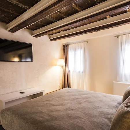 Myplace Campo Santa Margherita