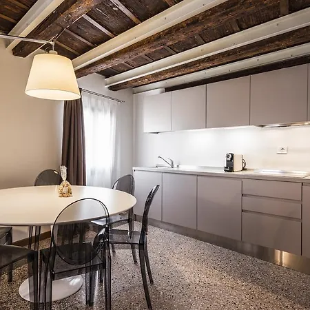 Apartment Myplace Campo Santa Margherita