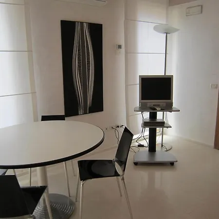 Belvilla By Oyo Tipologia Trio Apartment