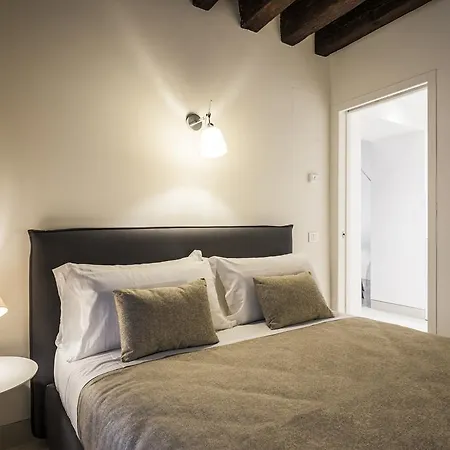 Apartment Myplace Campo Santa Margherita