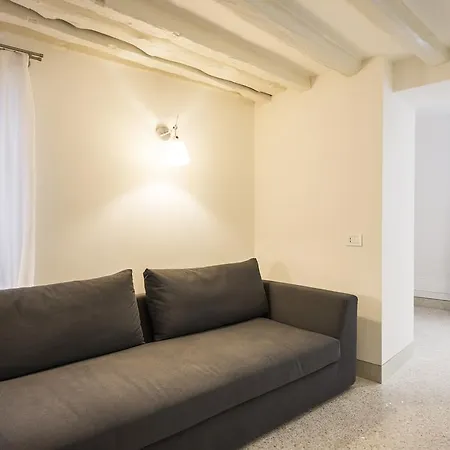 Myplace Campo Santa Margherita Apartment