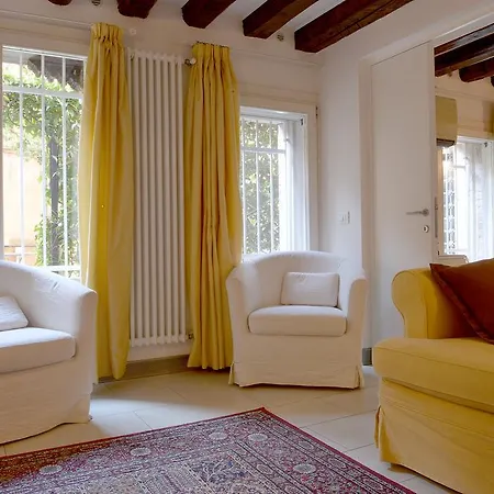 Apartment San Beneto Design Studio *