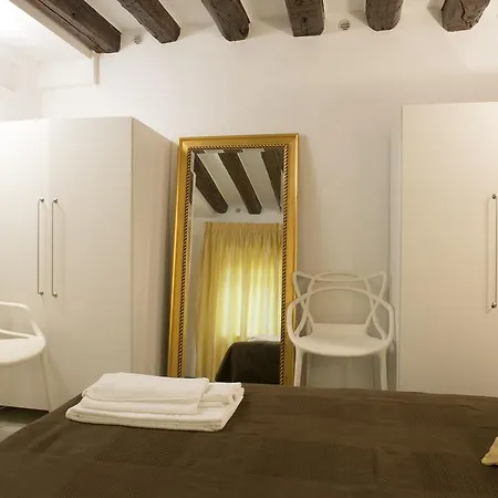 San Beneto Design Studio Apartment Venice