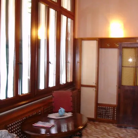 Palazzo Bragadin Apartment