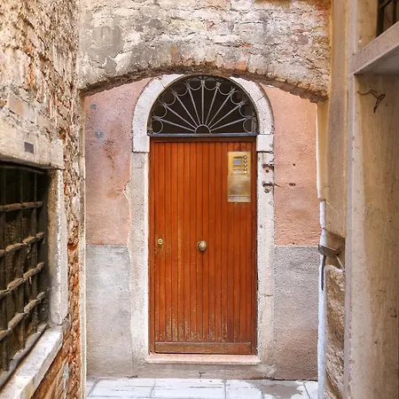 Rialto 1602 * Venice