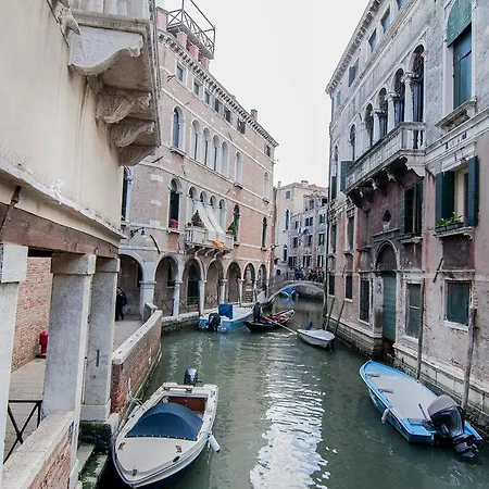 Ca Dei Miracoli Apartment Venice