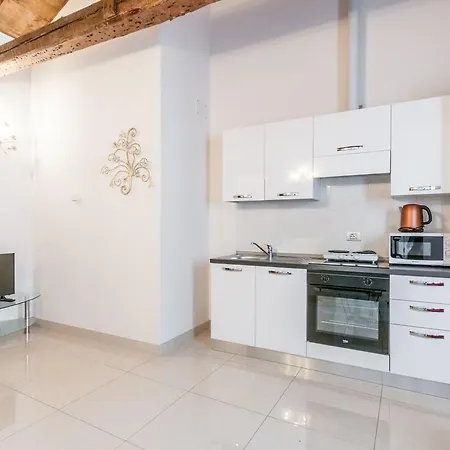 Palazzo Della Torre Appartement