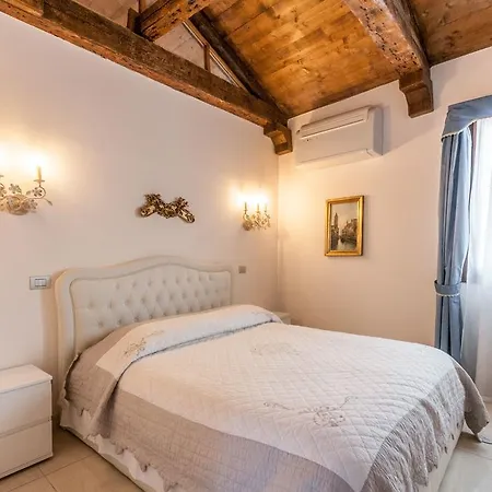 Palazzo Della Torre Appartement