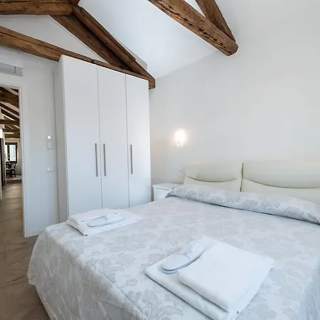 Apartment Ca Domino *