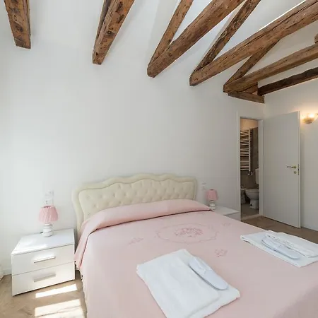 Apartment Ca Domino Venedig