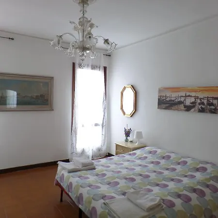 Essence Of Apartment Venice
