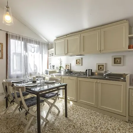 Apartment Lovely Venetian *