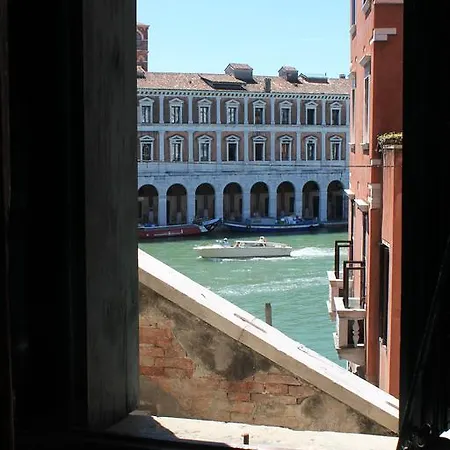 Palazzo Lion Morosini - Check In Presso Ai Santi Apostoli Guest house Venice