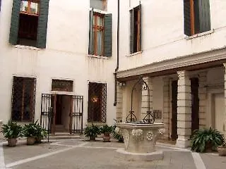 Foresteria Levi 2* Venise