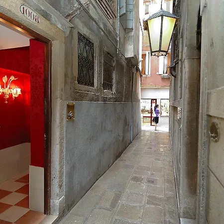 Residenza La Loggia Bed and breakfast Venecia